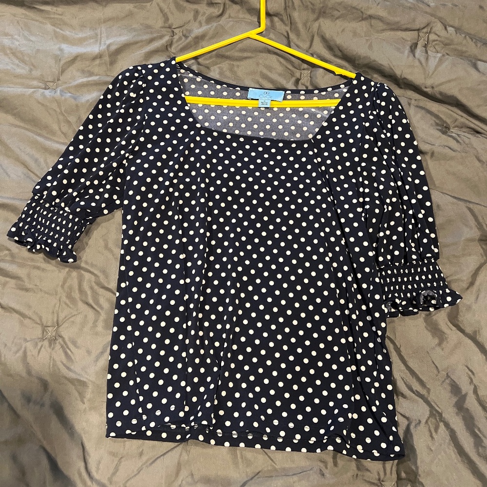 Polka dot top with square neck